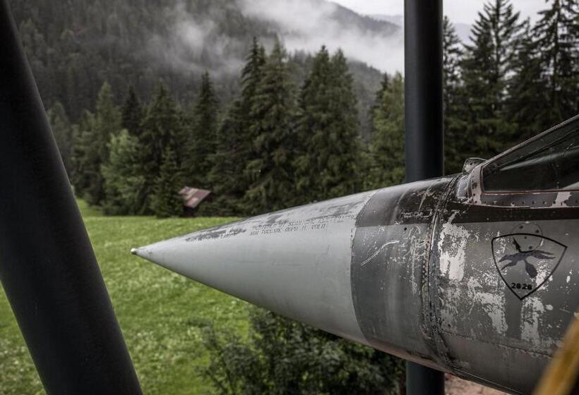 חדר דלוקס עם נוף להרים, Al Plan, A Mountain Moving