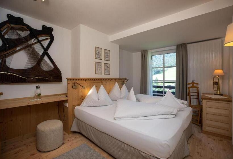 חדר דלוקס עם נוף להרים, Al Plan, A Mountain Moving