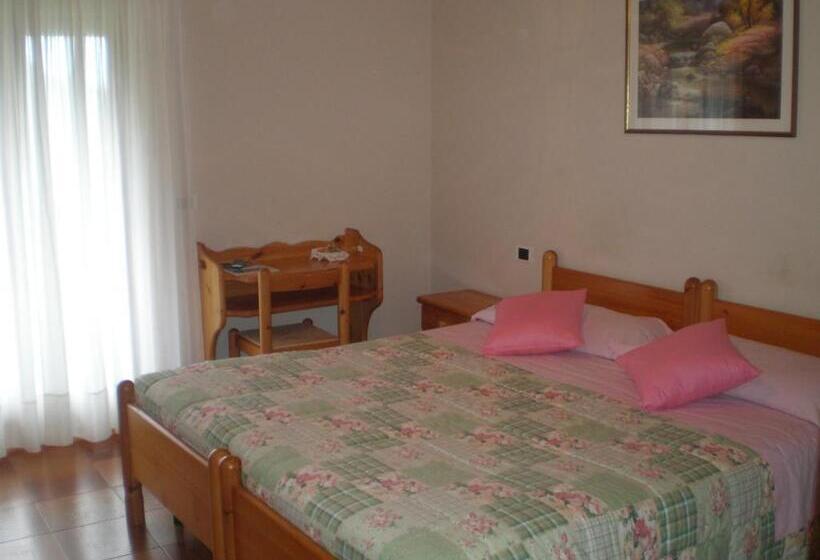 4인용 스탠다드 룸, Residence La Rosa