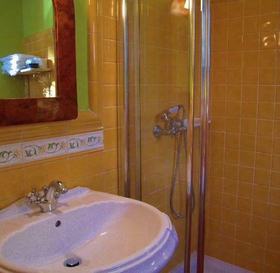 חדר סטנדרט לארבעה, Rural Aguilar Cudillero