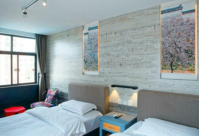 Номер Стандарт, Kunming Upland International Youth Hostel Near The City Center , 2 Mins Walk To The Green Lake,3 Min