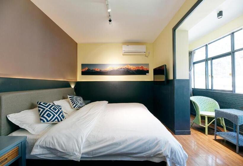 Номер Deluxe, Kunming Upland International Youth Hostel Near The City Center , 2 Mins Walk To The Green Lake,3 Min