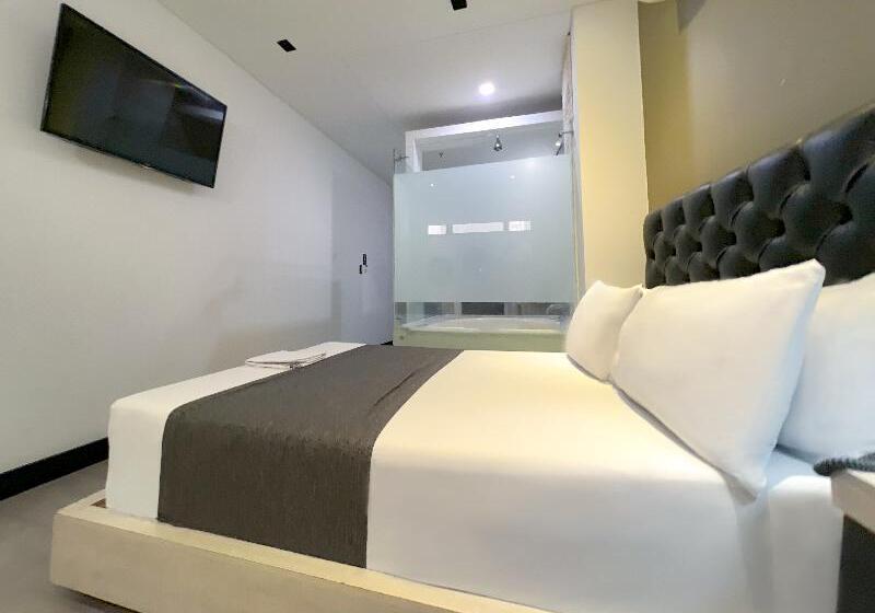 스탠다드 자쿠지 룸, 47 Medellin Center