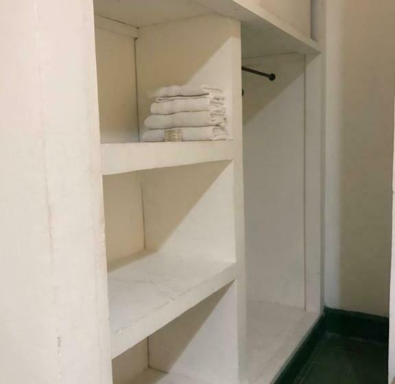 חדר סטנדרט לארבעה, Balcones De Bocagrande