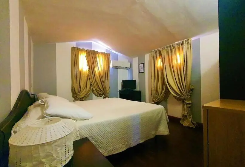 اتاق استاندارد چهار تخته, Le Focette