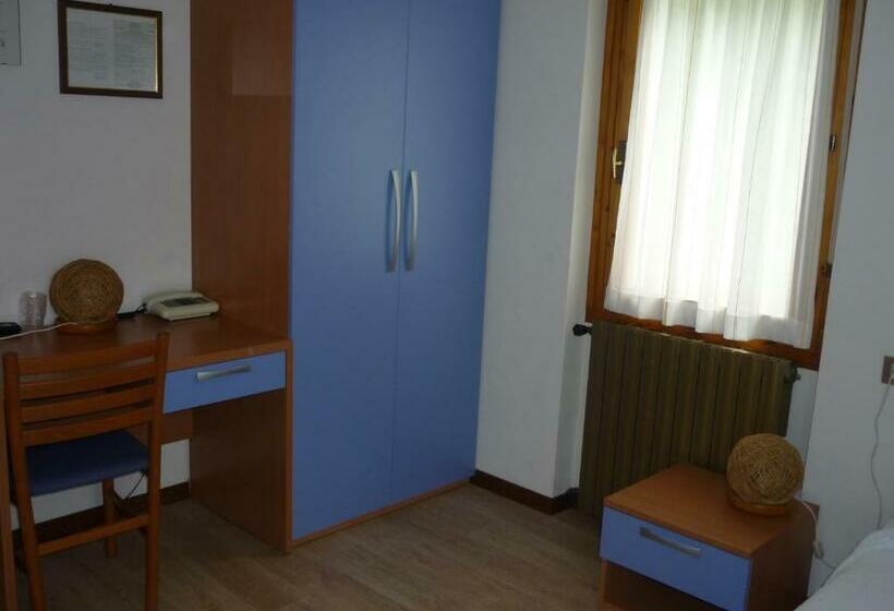 스탠다드 싱글 룸, Residence Hotel Maxi