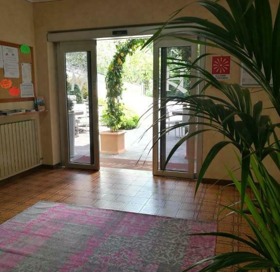 غرفة قياسية مطلة على الجبل, Residence Hotel Maxi