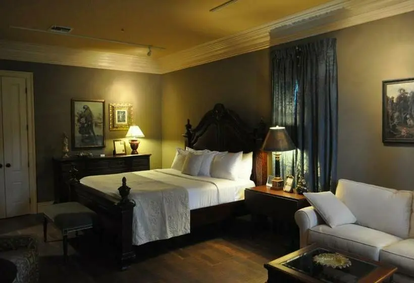 キングサイズベッドのスタンダードルーム, The Inn At Houmas House Estate