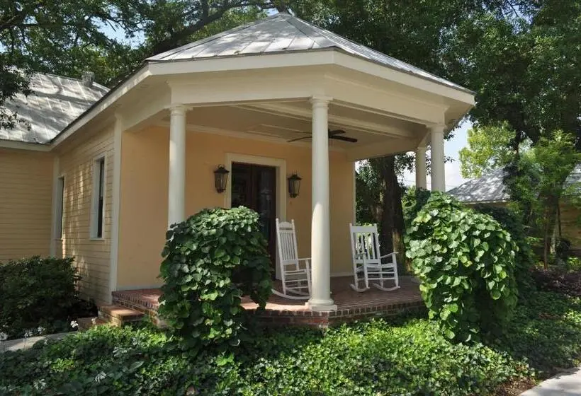 キングサイズベッドのスタンダードルーム, The Inn At Houmas House Estate
