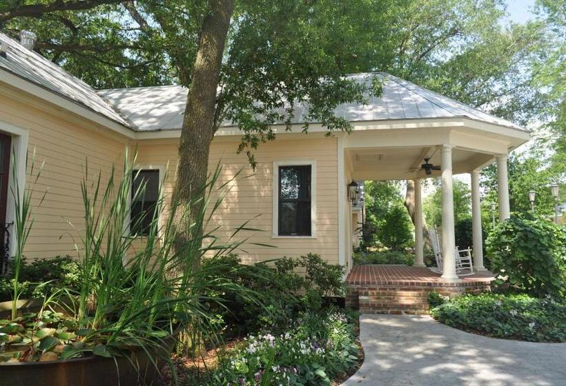 חדר סטנדרט עם מיטת קינג, The Inn At Houmas House Estate