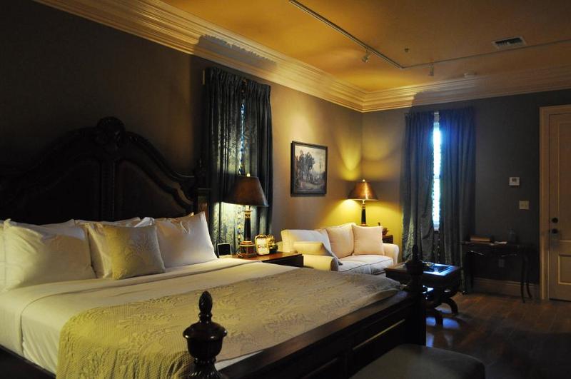 חדר סטנדרט עם מיטת קינג, The Inn At Houmas House Estate