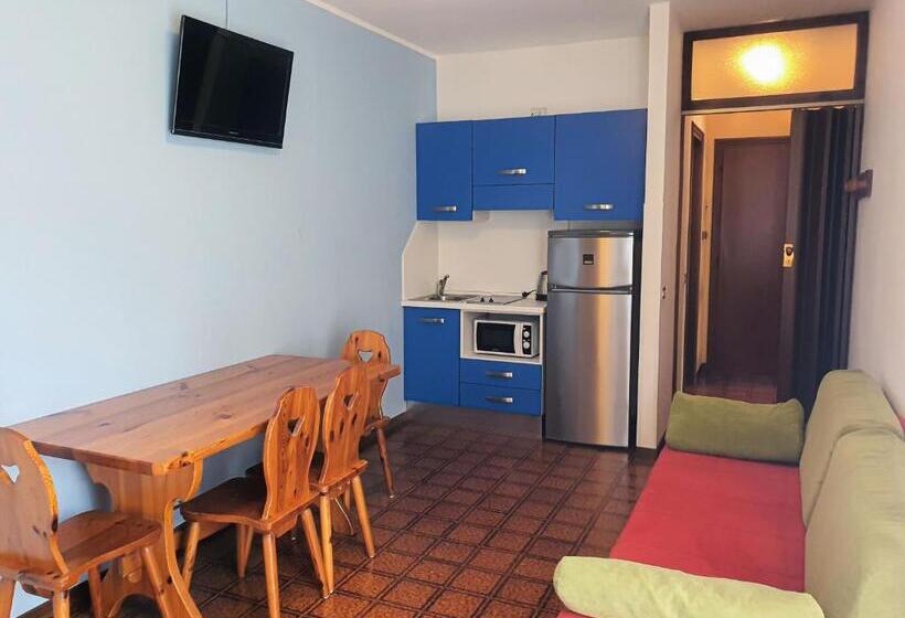 1 Bedroom Apartment Lake View, Residence Hotel Maxi