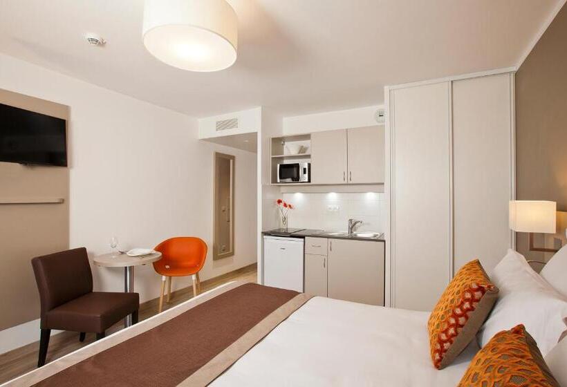 استودیوی استاندارد, Residhome Paris Rosa Parks