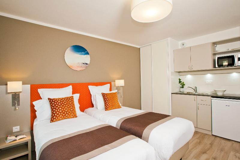 استودیوی استاندارد, Residhome Paris Rosa Parks