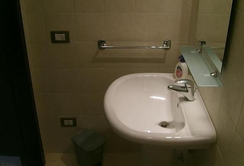 חדר דלוקס לשלושה, Antica Vittoria