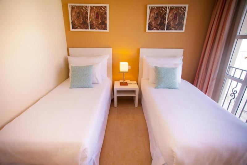 Апартаменты 2 Спальни Вид на Море, Coral Los Silos  Your Natural Accommodation Choice