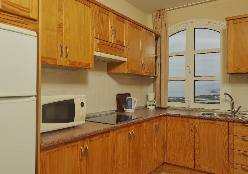 Апартаменты 2 Спальни Вид на Море, Coral Los Silos  Your Natural Accommodation Choice