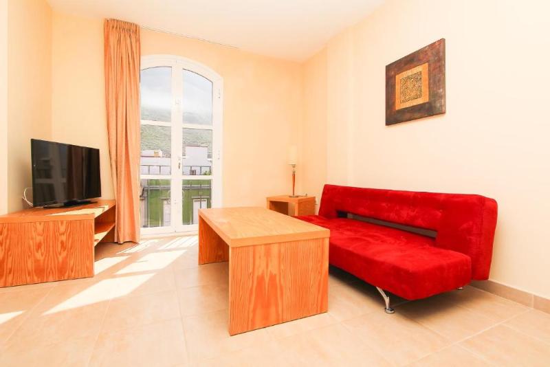 Апартаменты 2 Спальни, Coral Los Silos  Your Natural Accommodation Choice