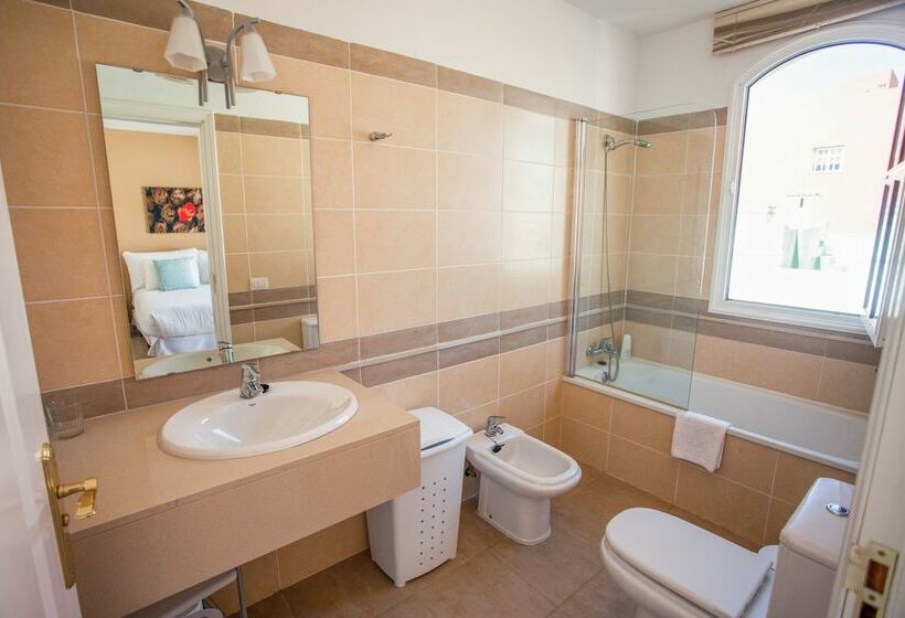 Апартаменты 2 Спальни, Coral Los Silos  Your Natural Accommodation Choice