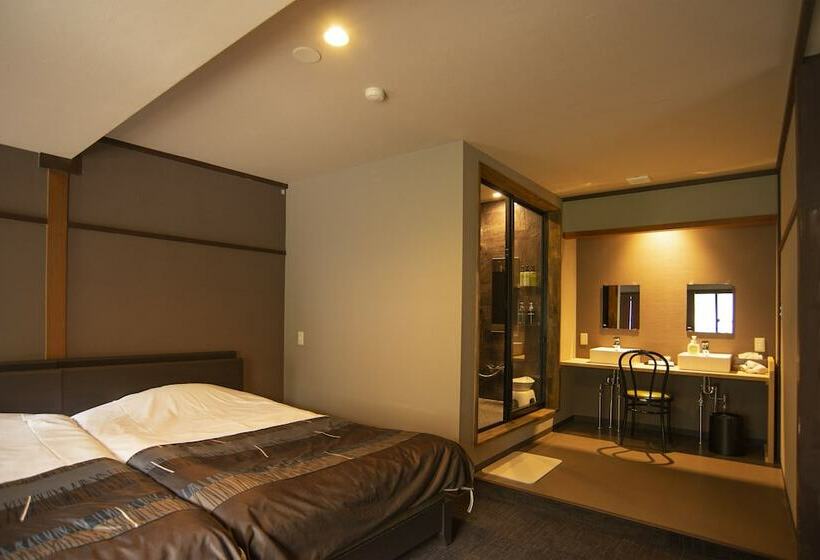 اتاق سوپریور, Kusatsu Onsen Eidaya