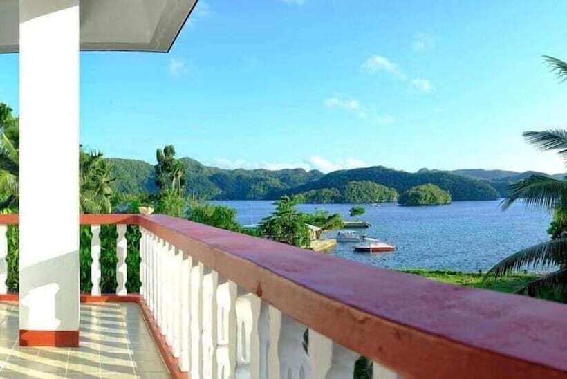 اتاق راحتی یک تخته, G.a.u. Mechang Lagoon Resort