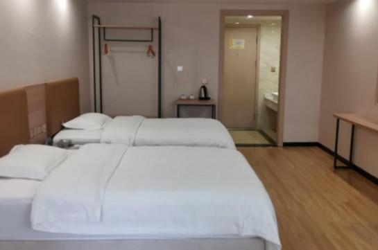 Номер Deluxe, Greentree Inn Chengdu Hightech Development West Zone Shidai Tian Street Express