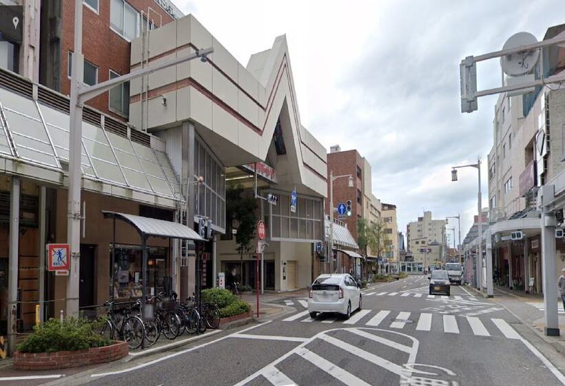 غرفة قياسية فردية, Niigata City