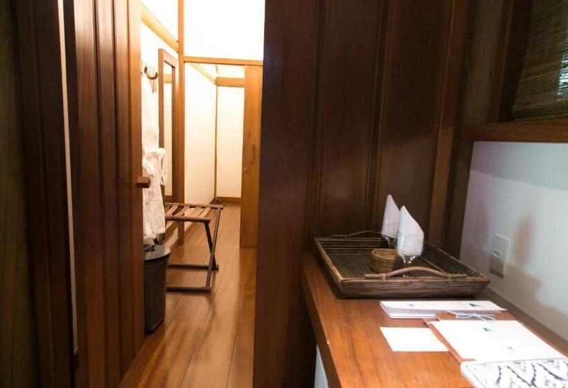 디럭스 룸 킹사이즈 침대, Pousada Tutabel