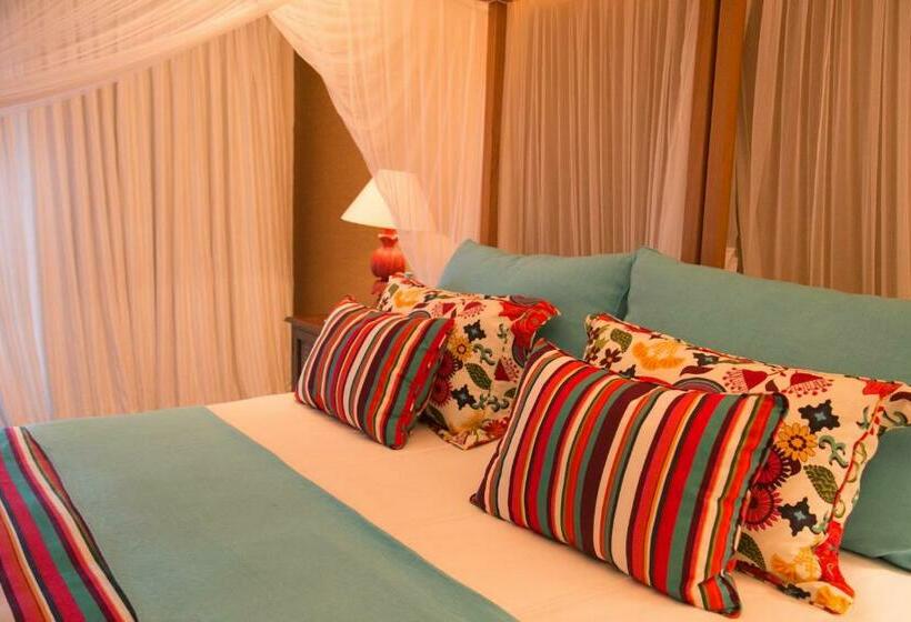 스위트 킹사이즈 침대, Pousada Tutabel