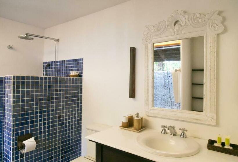 스위트 킹사이즈 침대, Pousada Tutabel