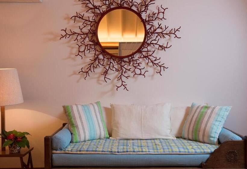 디럭스 룸 킹사이즈 침대, Pousada Tutabel