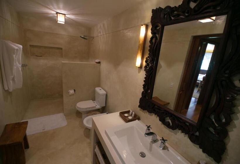 디럭스 룸 킹사이즈 침대, Pousada Tutabel