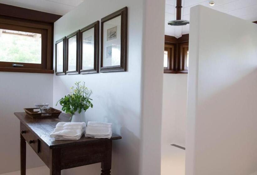 디럭스 스위트 킹 침대, Pousada Tutabel