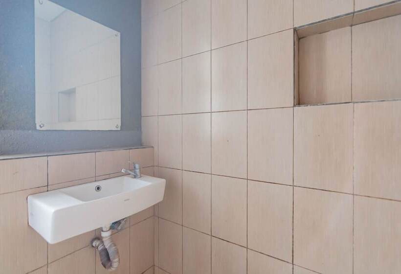 豪华房间, Reddoorz Plus @ Dago Pojok 3