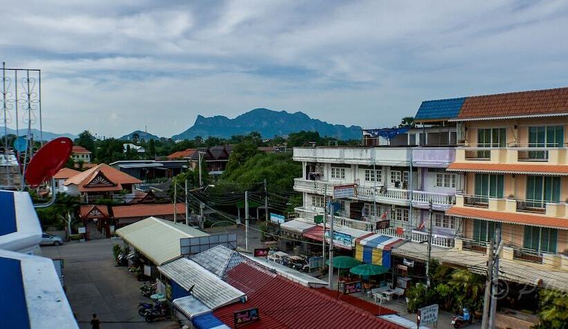 غرفة عائلية, Chaam Guesthouse