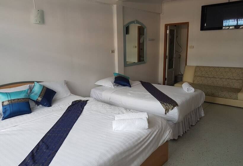 غرفة عائلية, Chaam Guesthouse