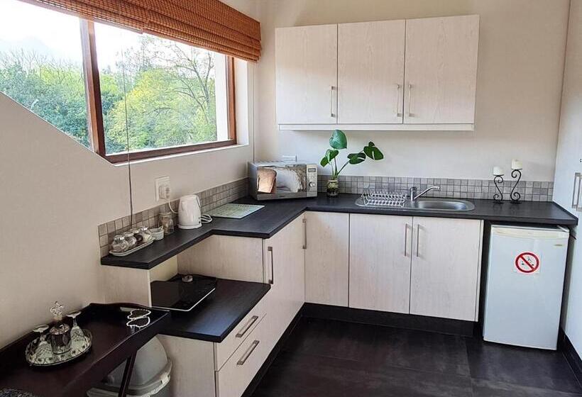 标准间, Cherry Berry Guest House