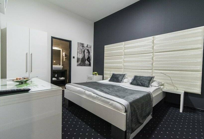 スタンダードルーム, Cool Zagreb Airport