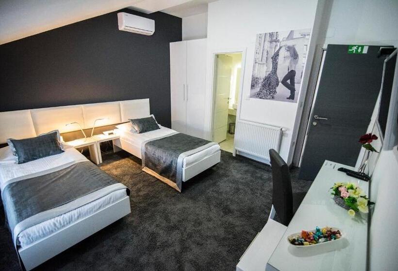 غرفة قياسية, Cool Zagreb Airport