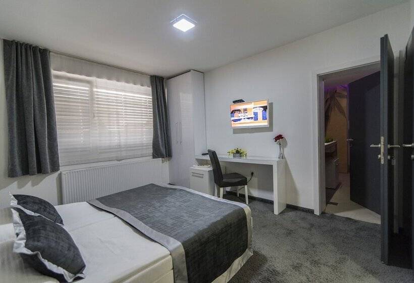 غرفة قياسية, Cool Zagreb Airport