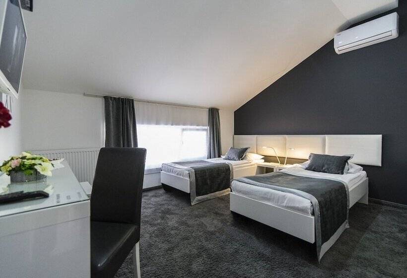 غرفة قياسية, Cool Zagreb Airport