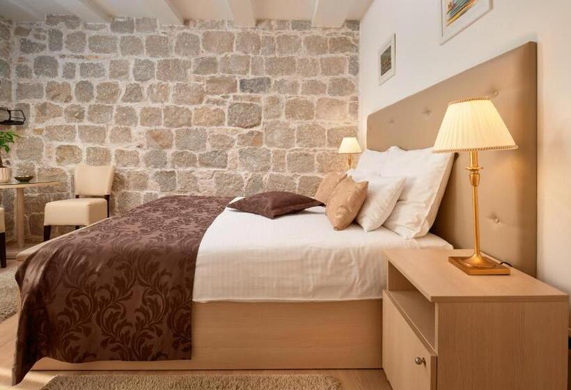 标准间, Lanterna Rooms