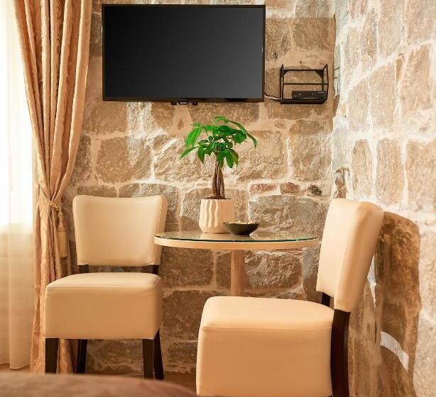 标准间, Lanterna Rooms