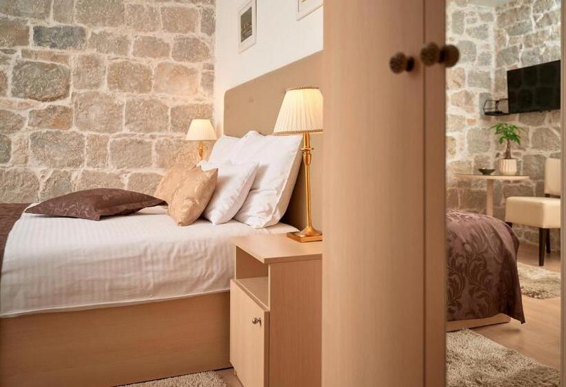 标准间, Lanterna Rooms