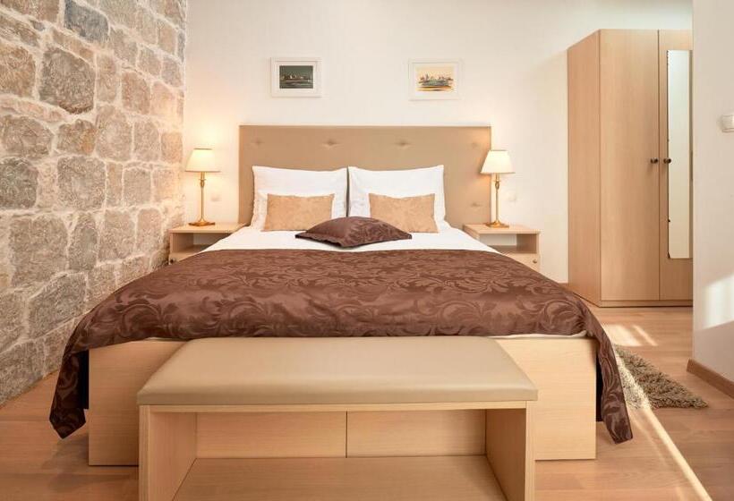 Quarto Estandar, Lanterna Rooms