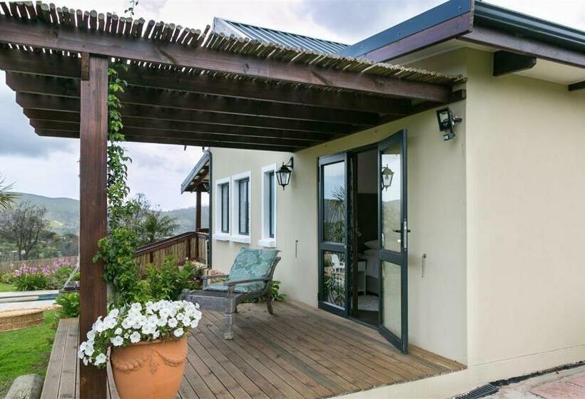 דירת חדר בקומת קרקע, Narnia Guest House