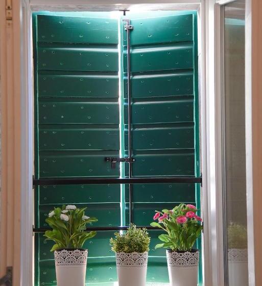 اتاق لوکس, Pylon Rooms