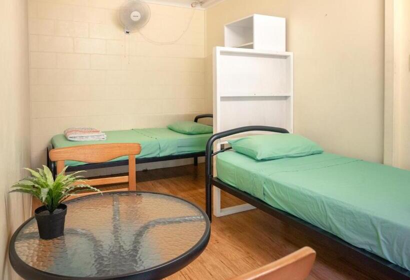 חדר סטנדרט חדר אמבטיה משותף, Castaways Backpackers Cairns