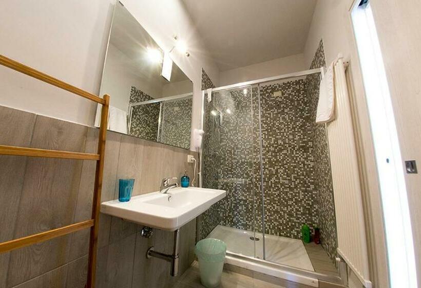 デラックストリプルルーム, B&b Lamezia Terme