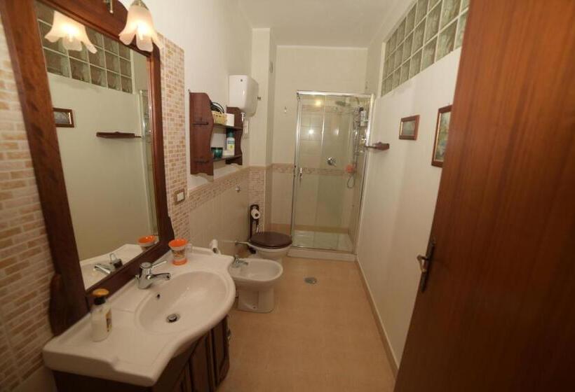 バルコニー付き1ベッドルームアパートメント, B&b Lamezia Terme